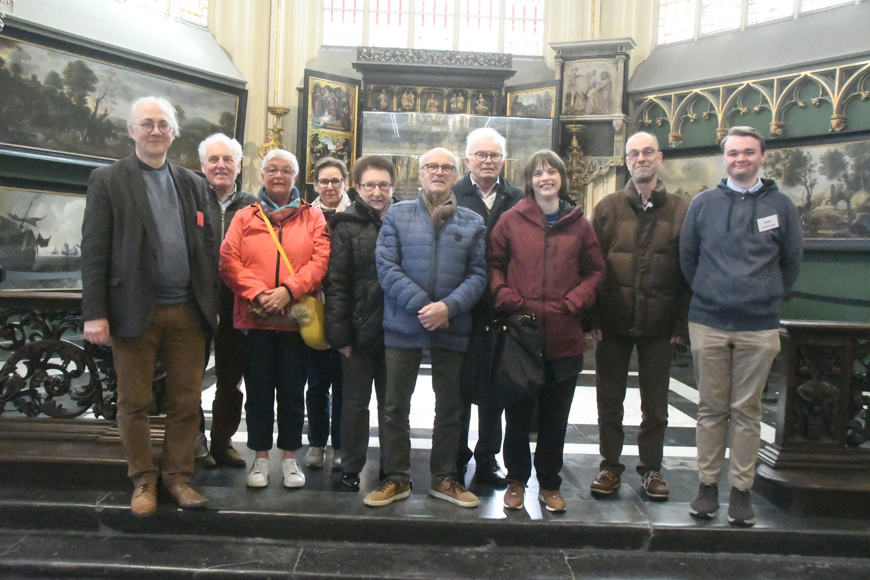 Angelo (rechts op de foto) tijdens de diocesane kosterdag