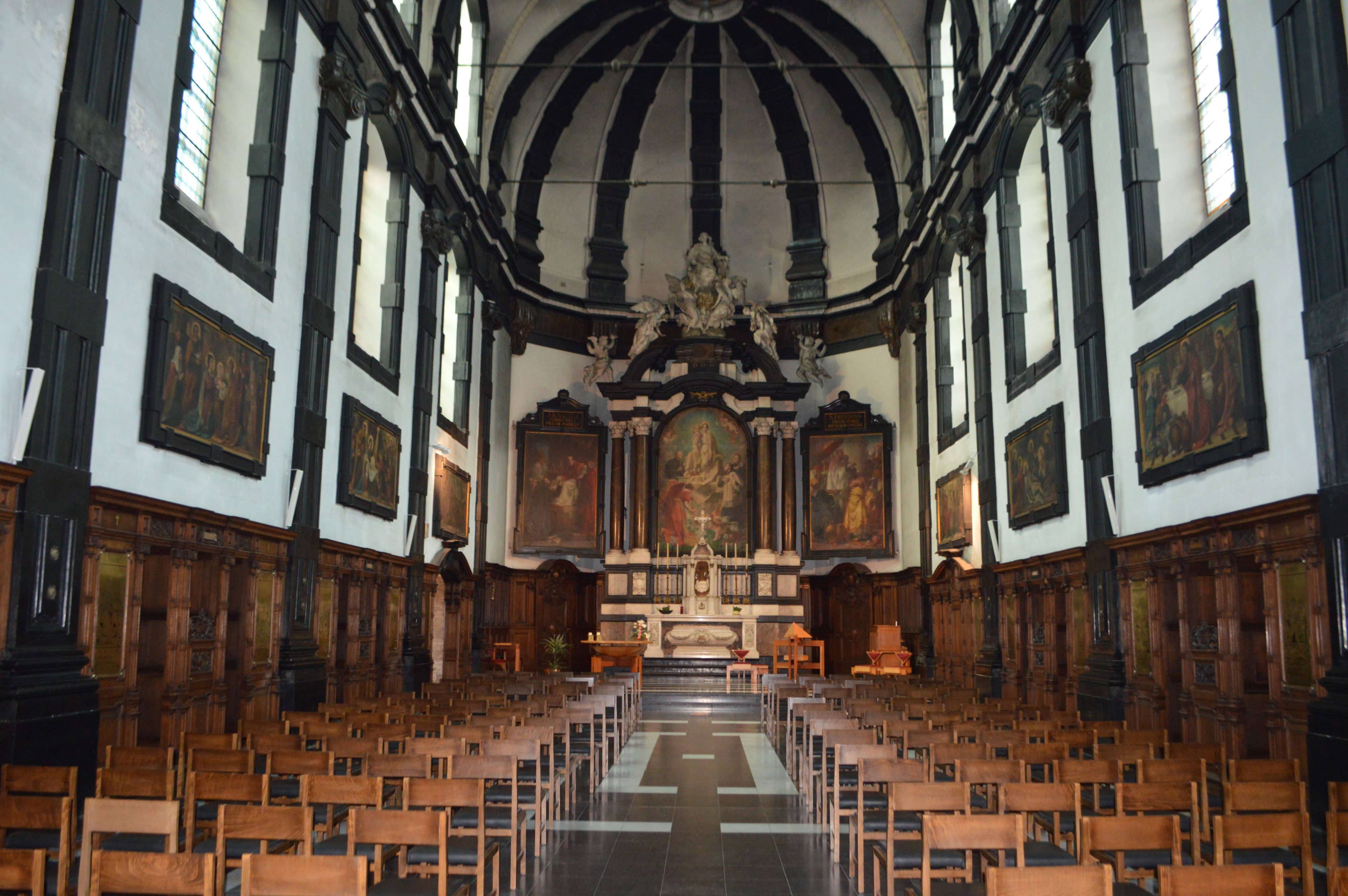 Met een eucharistieviering in deze kerk nemen de jezuïeten op 15 september afscheid van Mechelen.