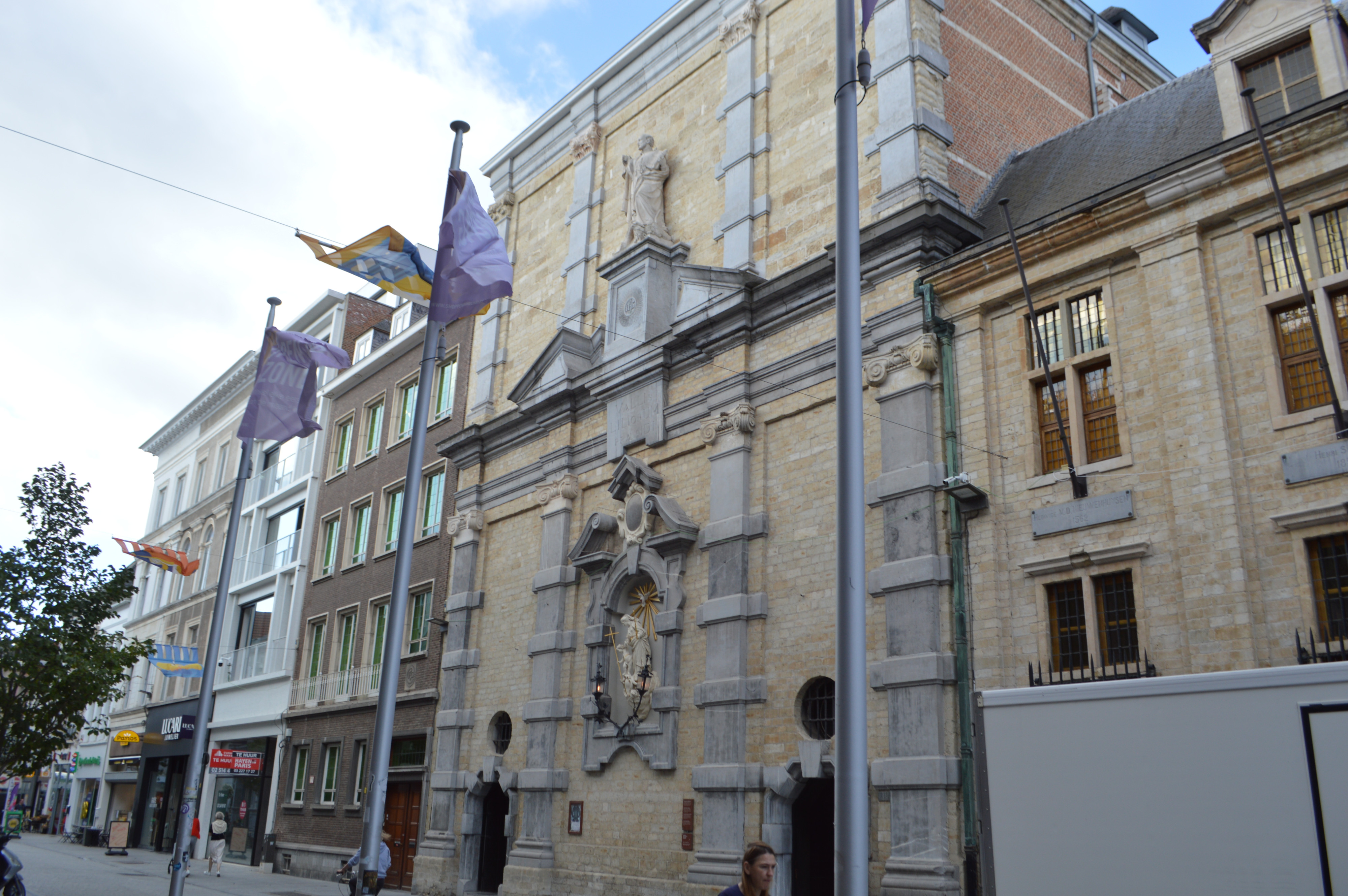 De jezuïetenkerk in centrum Mechelen.