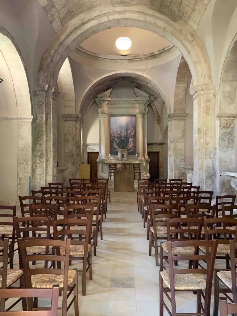 Het huidige uitzicht van de kerk dateert grotendeels uit het eind van de 19de eeuw.