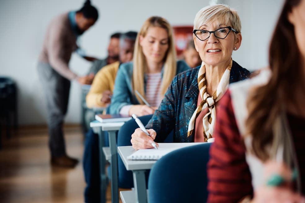 Theologie kan een gids zijn wanneer mensen op middelbare leeftijd de behoefte voelen om hun zoektocht te vernieuwen 