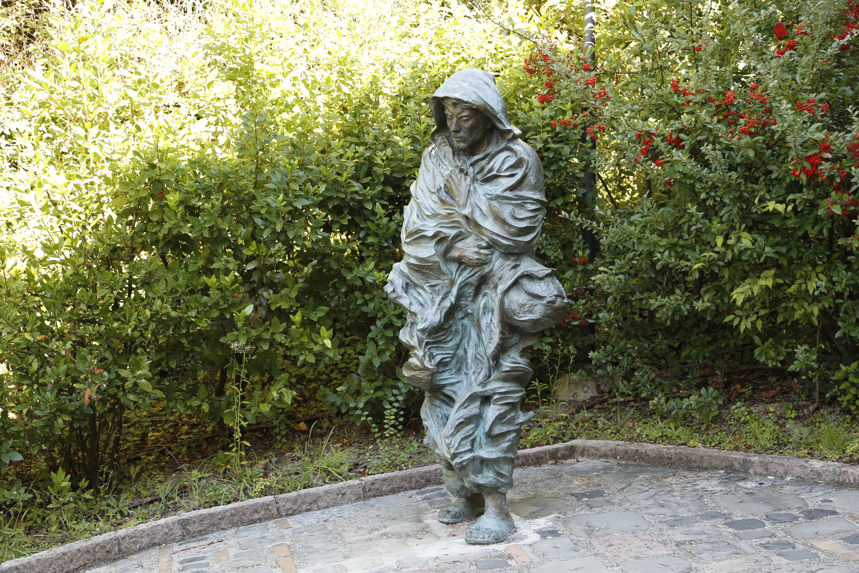 Broeder Wind, een beeld van de Italiaanse kunstenaar Fiorenzo Bacci op de Camino van het Zonnelied.