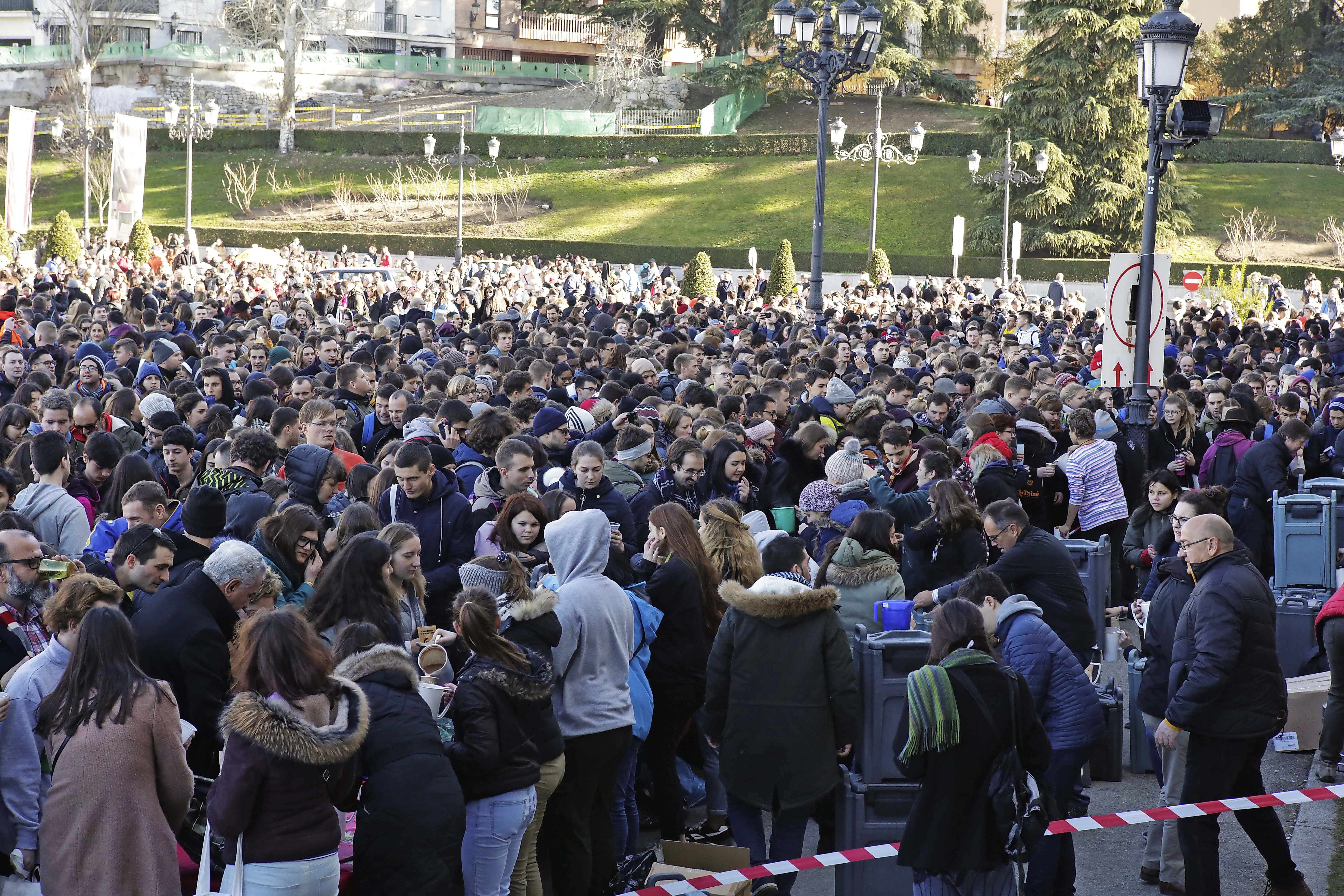 Tienduizenden jongeren verzamelden vorig jaar in Madrid voor de Pelgrimage van vertrouwen. © Zumapress