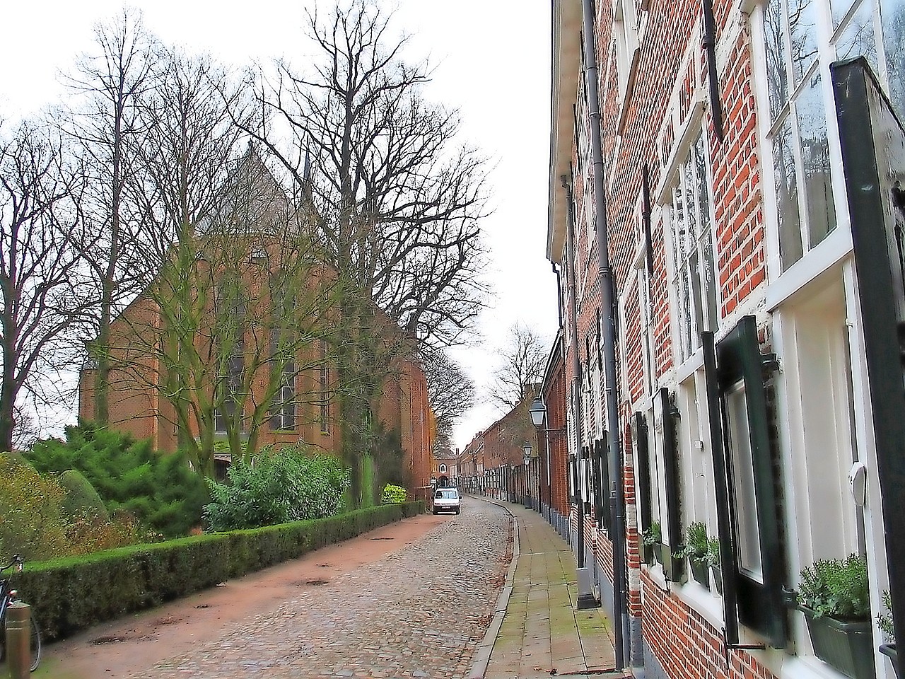 Het begijnhof van Turnhout is een oase van rust in een hectische wereld. © Paul Hermans