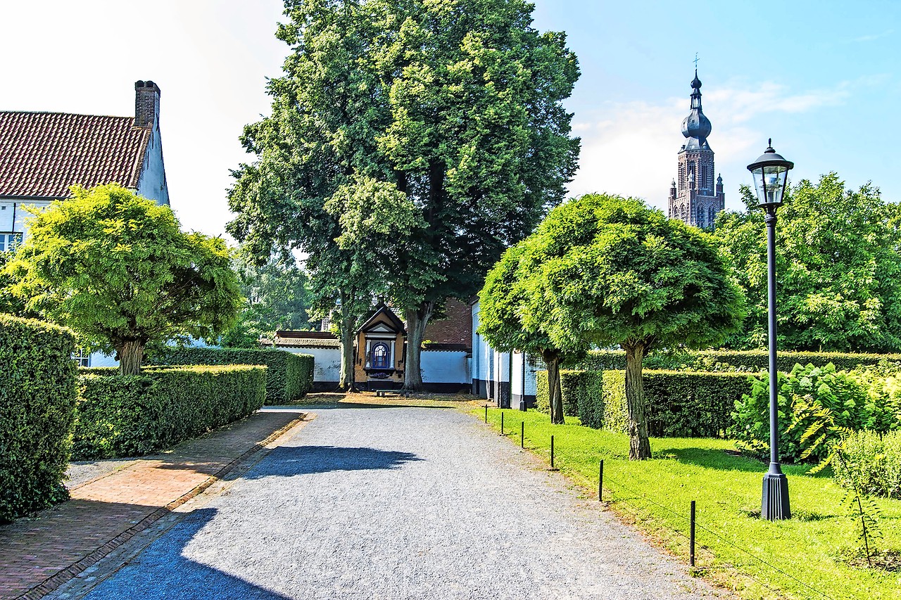 In het begijnhof van Hoogstraten zul je geen begijnen meer zien, maar de site blijft de moeite waard. © Toerisme Hoogstraten