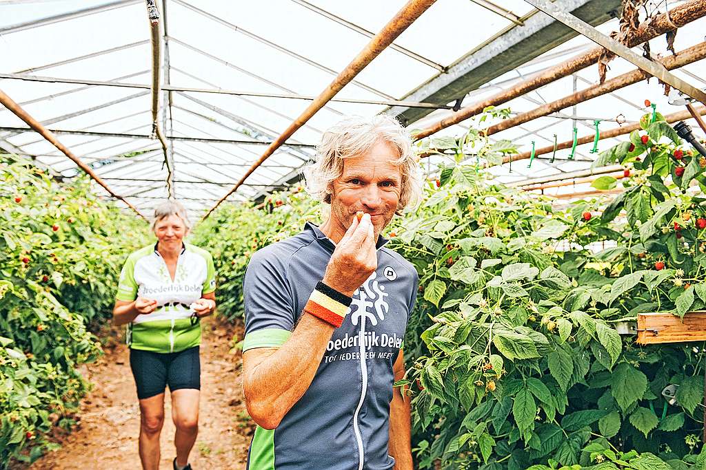 Dwars door de Boerenbuiten koppelt bewustmaking en fondsenwerving aan een sportieve uitdaging. © Stijn Wils