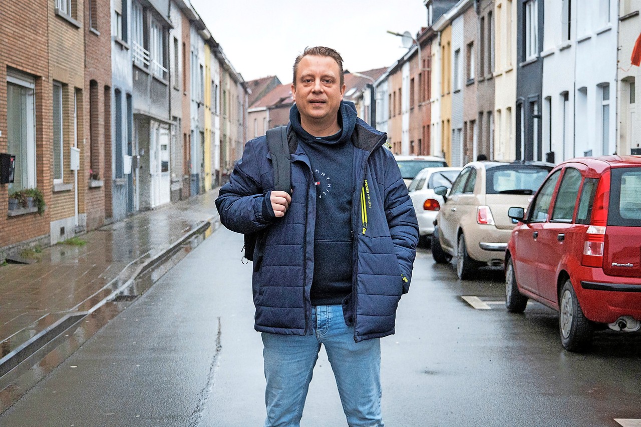 Olivier Dehaemers: „Zelf de straat oplopen, verlaagt de drempel.” © Wit-Gele Kruis West-Vlaanderen