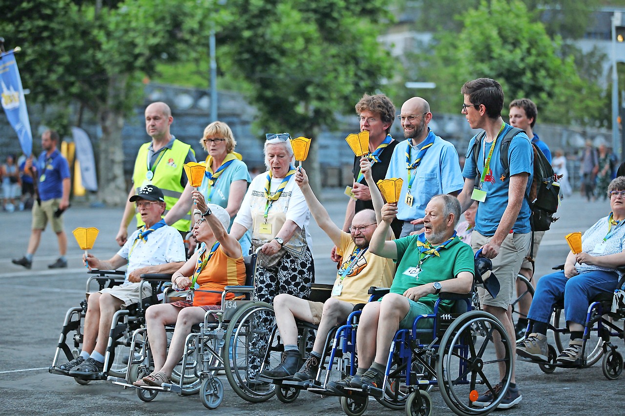 Een bedevaart naar Lourdes is een reis met een doel. © Bedevaarten bisdom Brugge