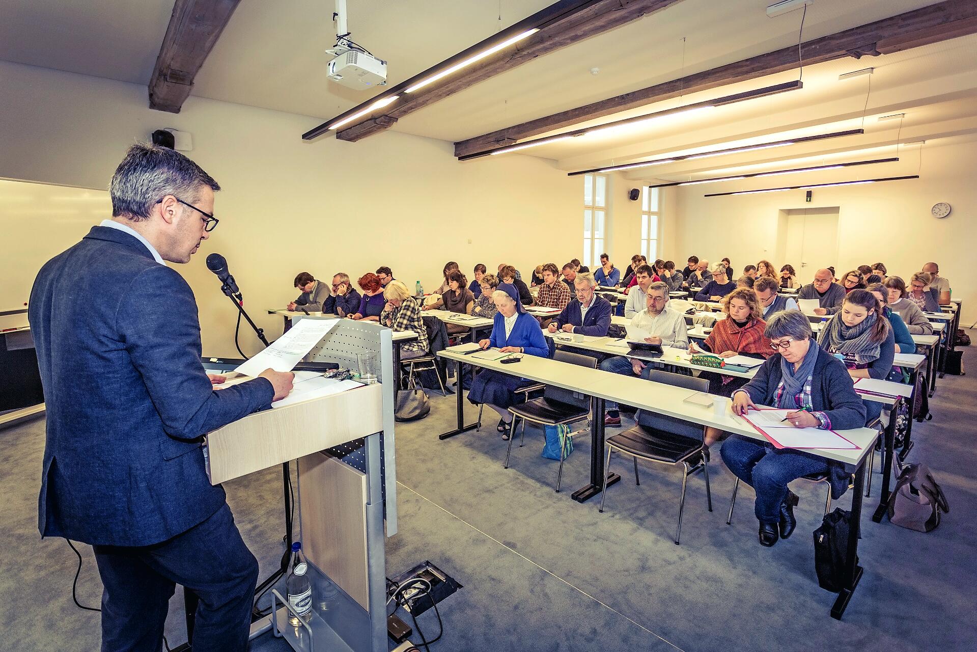 De School voor geloofsverdieping blijft een populaire cursus van het CCV. © Daina De Saedeleer