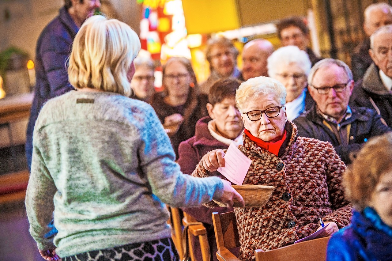 In het dekenaat Wetteren brachten de gelovigen kandidaat-ploegleden aan. © Frank Bahnmüller