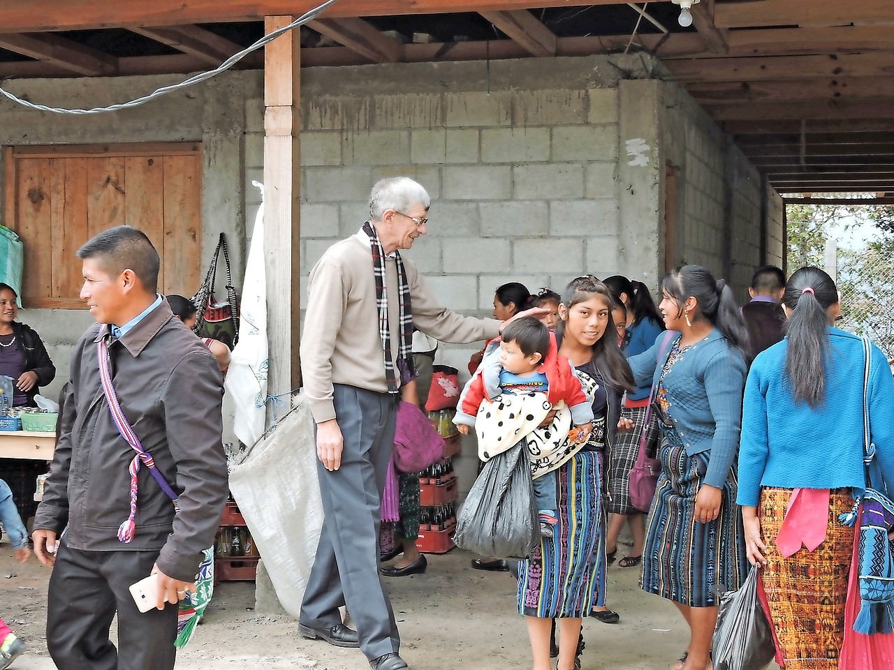 Eric Gruloos bij het revalidatiecentrum Bitol in Guatemala. © Dirk Strobbe