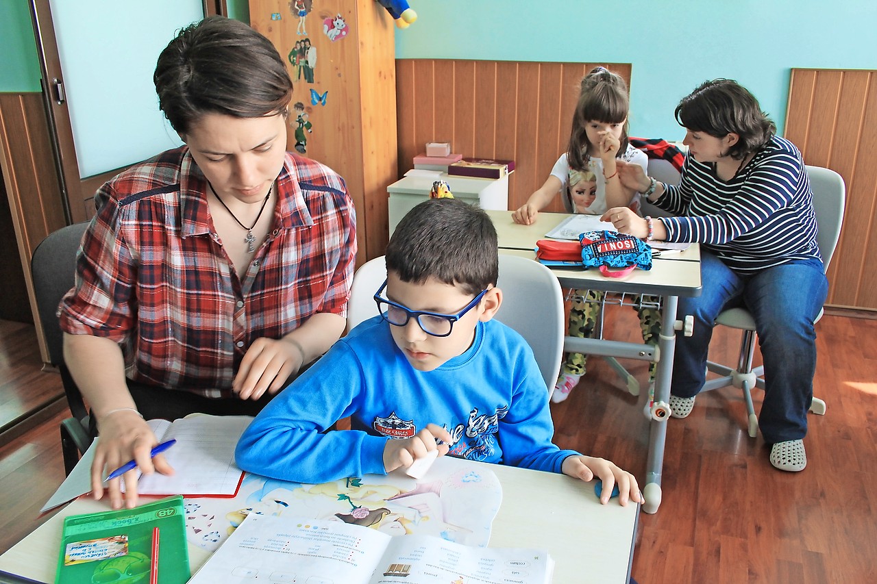 Dit klasje in de Santa Faustinaschool kwam er met steun van NoNameChild. © NoNameChild