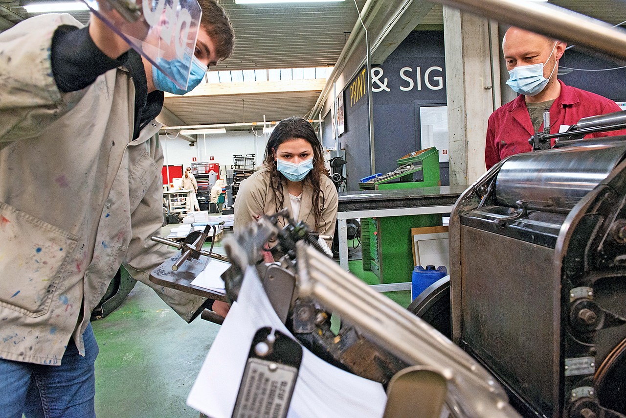 Het creëren van de doosjes toont waartoe de beroepsleerlingen in staat zijn. © Sabine Zic