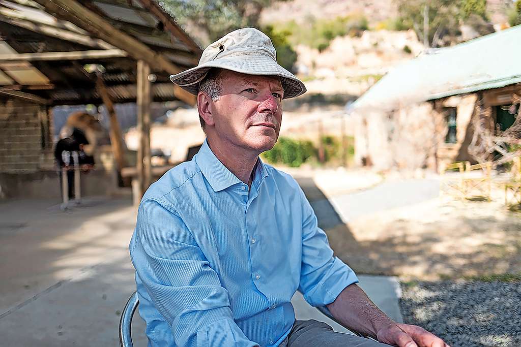 Chris Derde: „Windenergie kan een cruciale rol spelen in het energienet in Lesotho.” © Leo De Bock