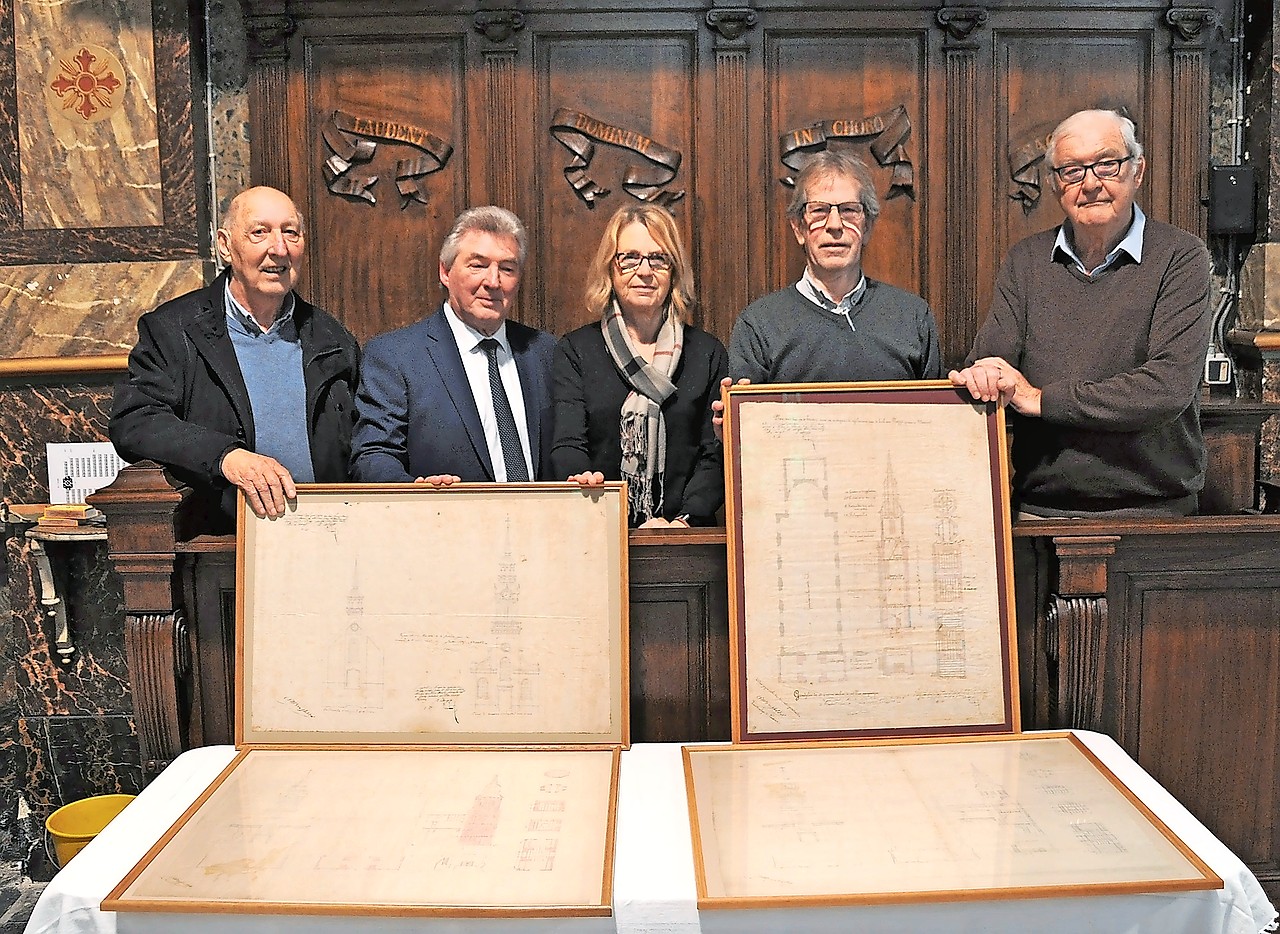 De kluis in de pastorijwoning herbergde een schat aan oude documenten. © Jan Van de Velde - Het Nieuwsblad