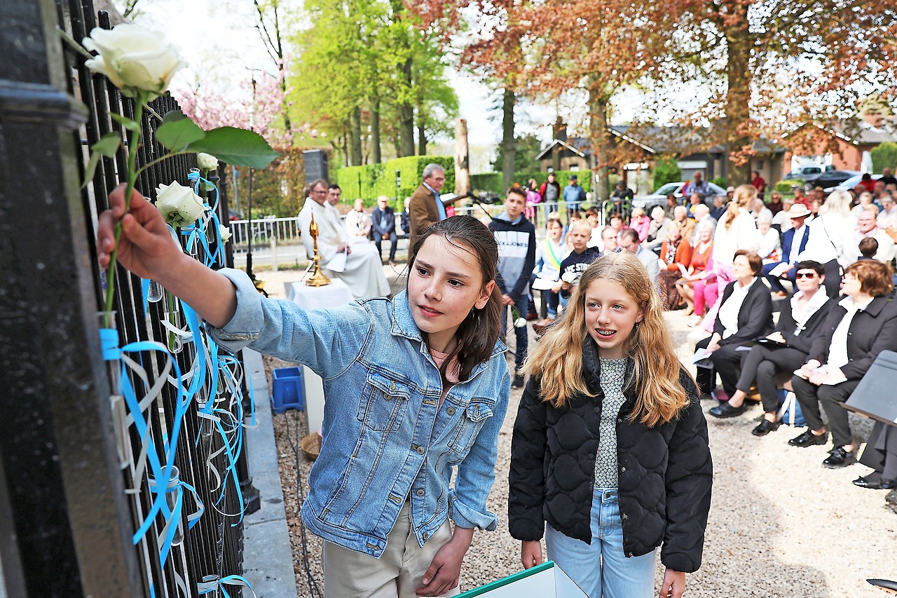 Opvallend veel jeugdige deelnemers tekenden present op de herinzegening. © Kristof Ghyselinck