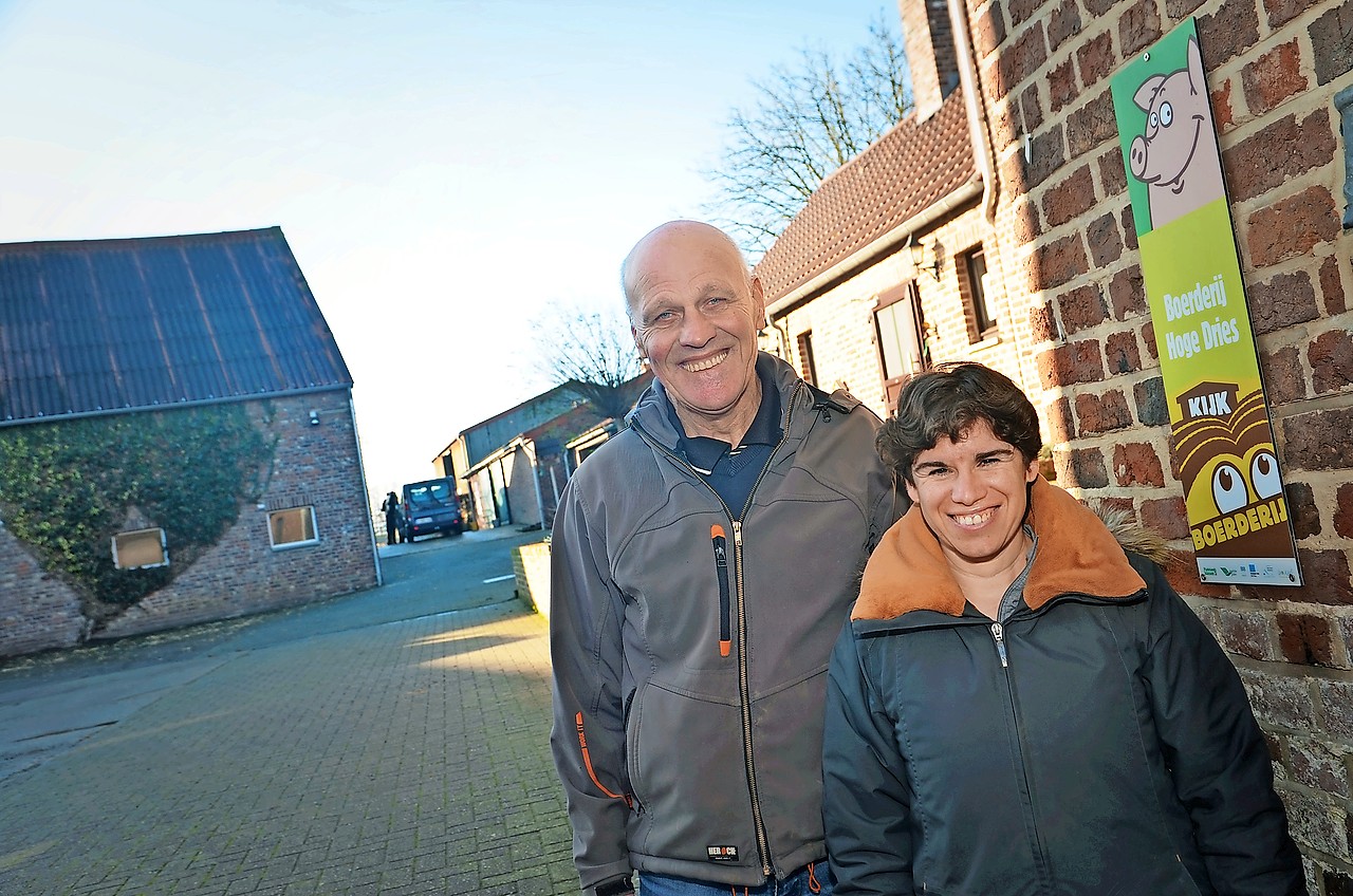 Marcel Berghmans en Lore Cielen zijn gelukkig in kijkboerderij Hoge Dries. © Tony Dupont