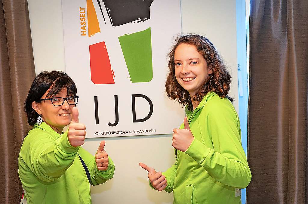 Marijke Vanmuysen (links) en Laure Lenaerts gaan met veel goesting aan de slag. © Tony Dupont