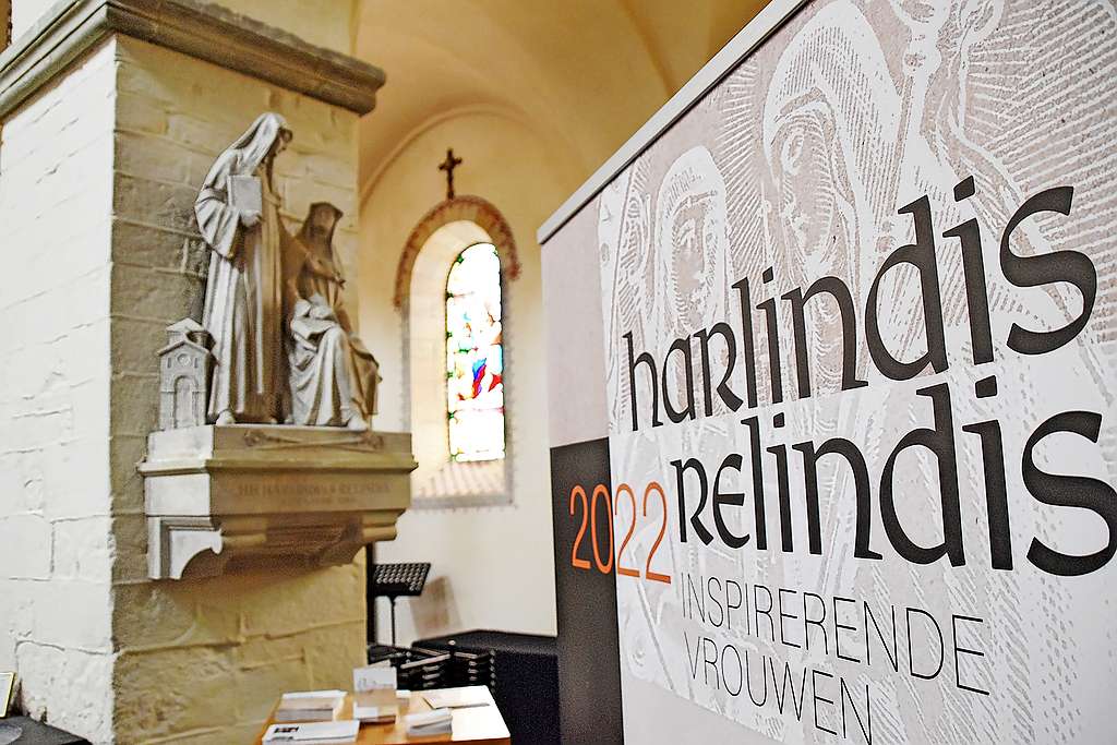 De heiligen Harlindis en Relindis verwijzen naar iets goddelijks. © Tony Dupont