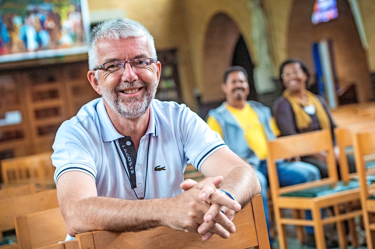 Filip Cromheecke en een koppel van een Marriage Encountergroep in Porto Velho wisselden met gezinsgroepen in ons land van gedachten over hun respectieve werkingen. © Frank Bahnmüller