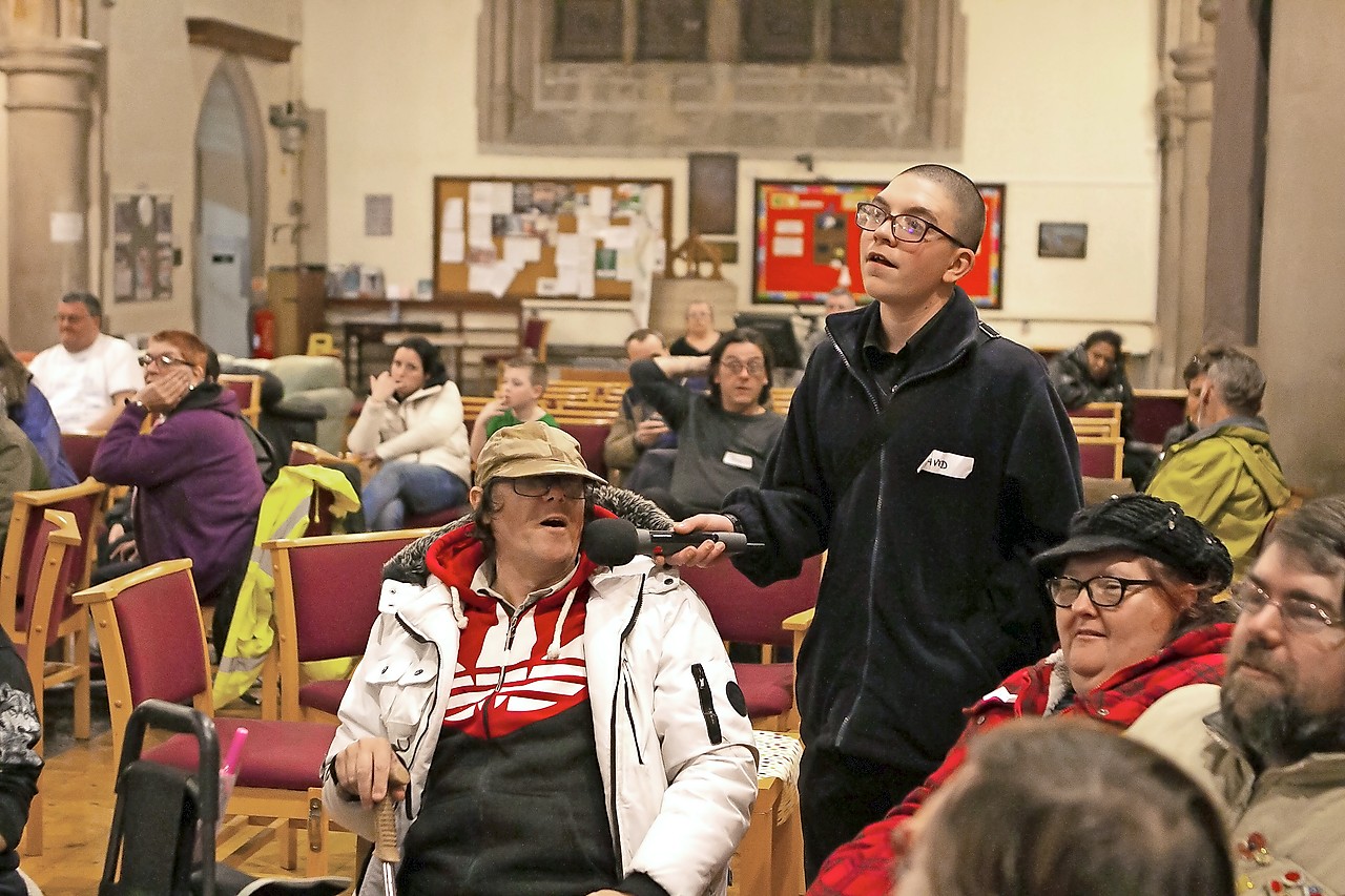 Kerkbijeenkomst van Ignite, in Margate, op het niveau van achtergestelde bewoners. © Jim Drew