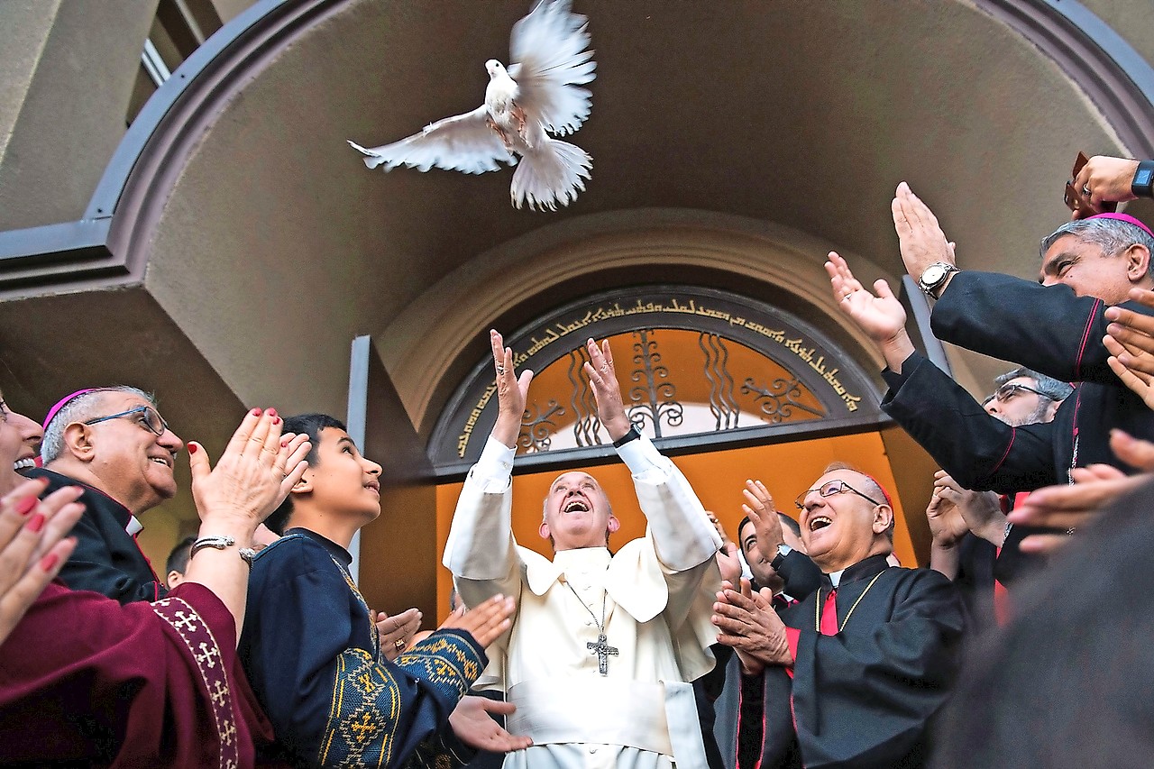 Mgr. Vanhoutte: „De Geest brengt ons uit onszelf naar Jezus en de gemeenschap.” © KNA-Bild