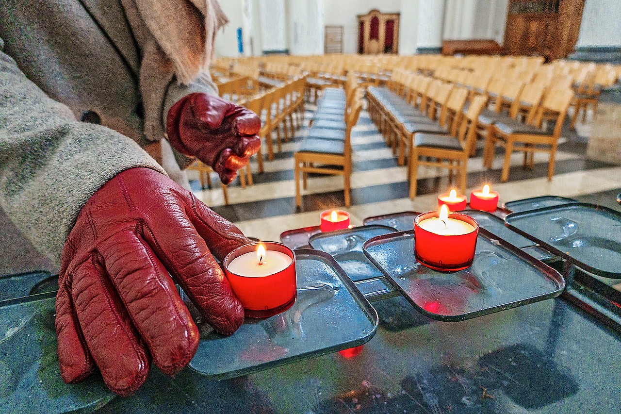 In deze tijd van onzekerheid en angst staan mensen meer open voor zingeving. © Luk Vanmaercke