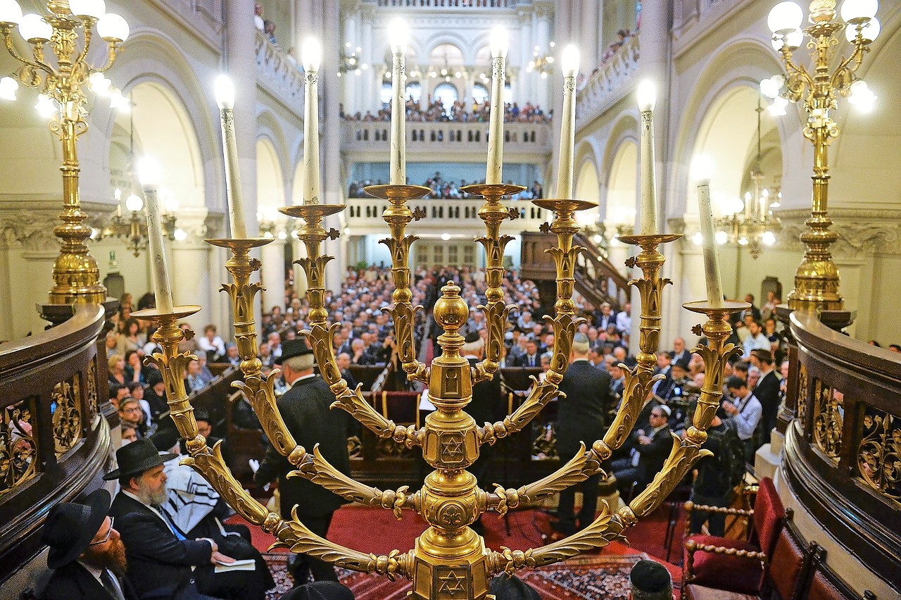 De Grote Synagoge aan de Regentschapsstraat in Brussel, ook Europese hoofdsynagoge, is een monument van emancipatie. © Belga Image