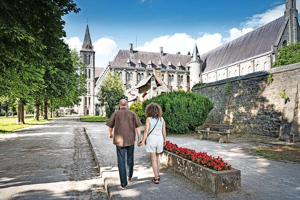 Abdijen, zoals hier Maredsous, blijven mensen aantrekken. © Bruno D’Alimonte/Explore Meuse