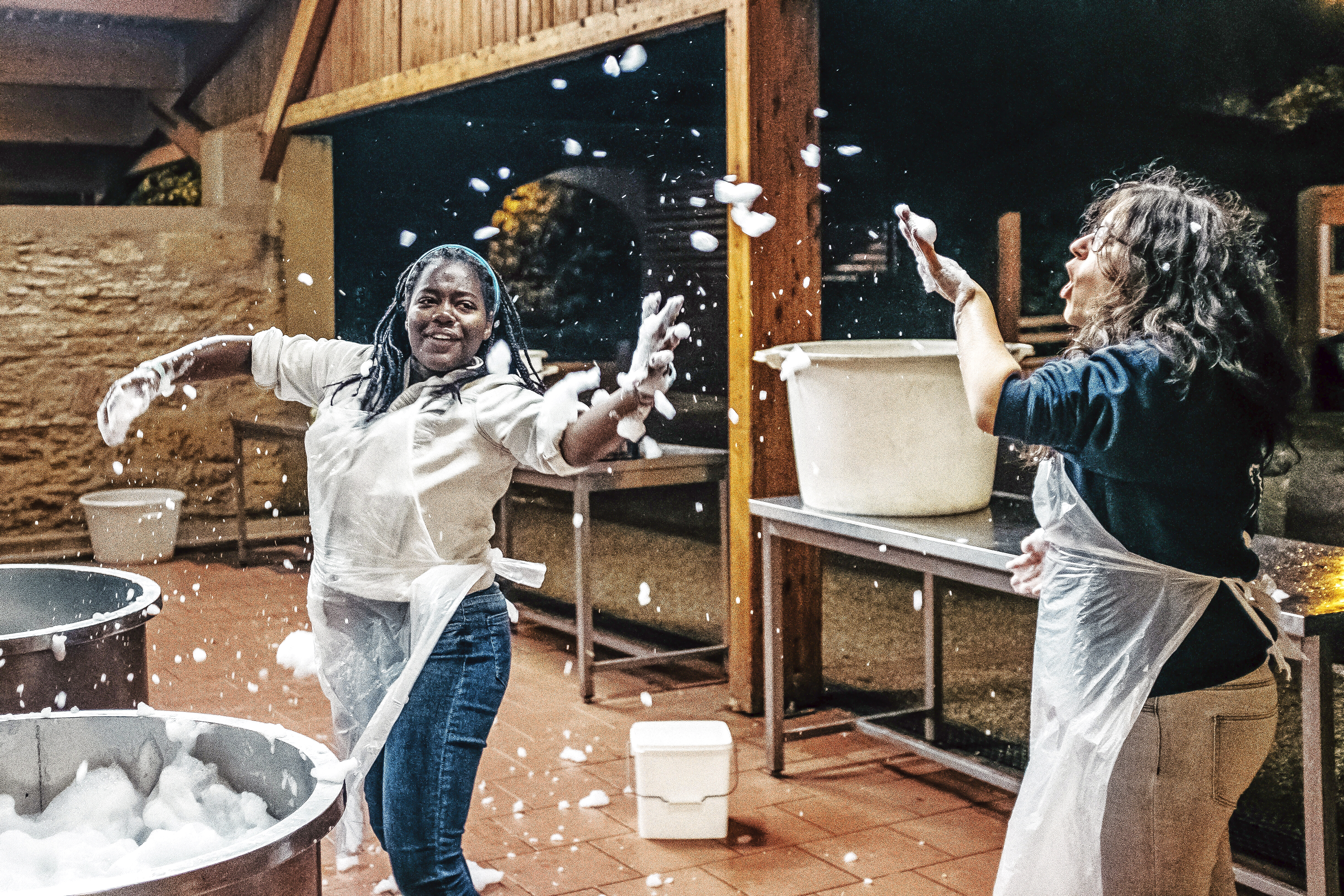 In het Franse pelgrimsoord Taizé kunnen jongeren uit diverse landen en culturen een tijdlang samenleven. © KNA-Bild