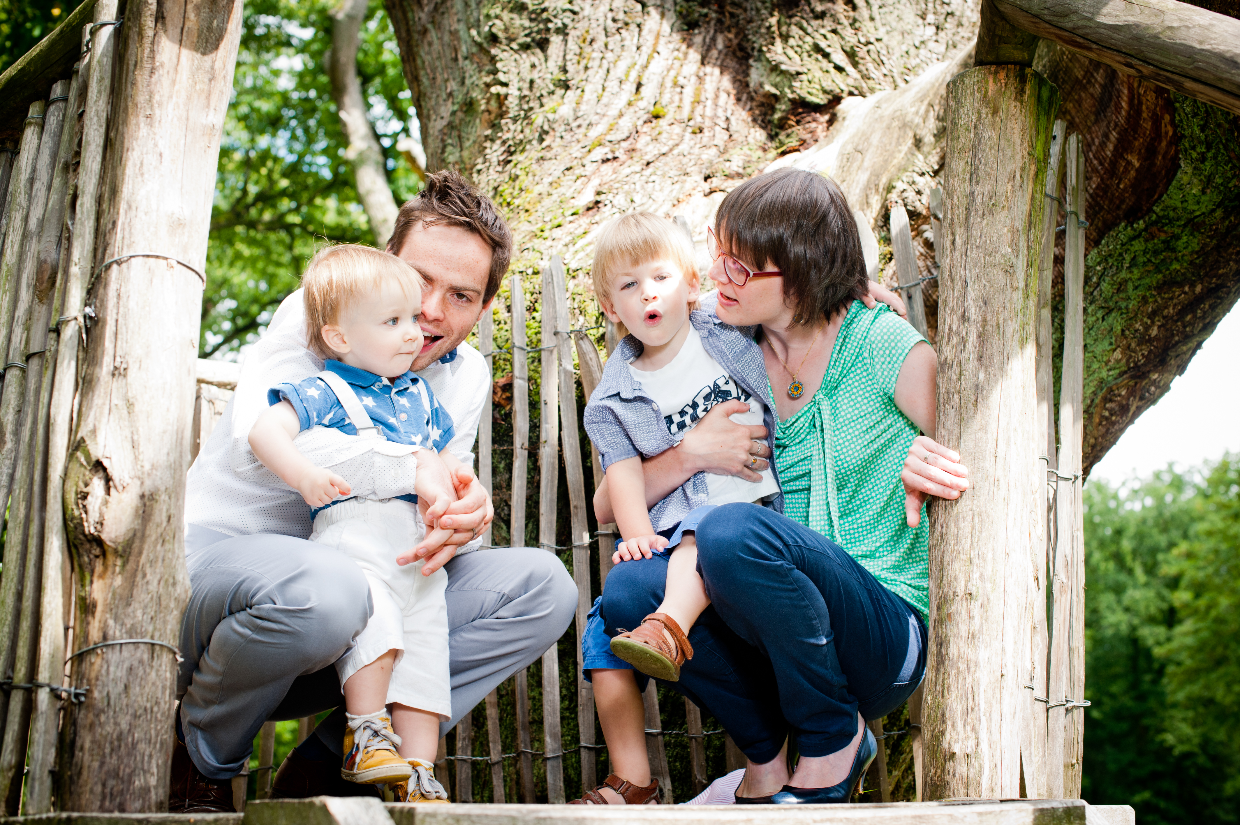 Judith en Thijs met zoontjes Hannes en Elias. ©Thijs Smeyers