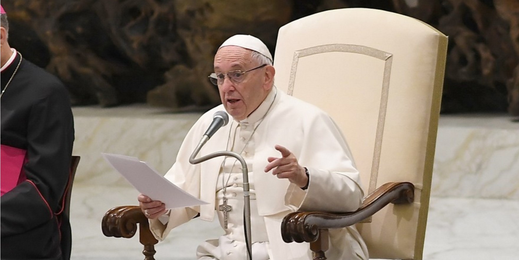 Paus Franciscus tijdens de algemene audiëntie op woensdag 23 november