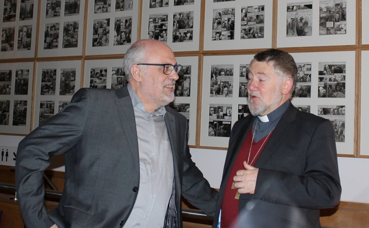 Tooon Osaer, directeur van Halewijn NV, en mgr. Jean Kockerols, hulpbisschop voor Brussel