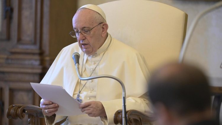 Paus Franciscus tijdens de algemene audiëntie van woensdag 12 augustus 2020