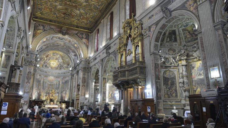 Paus Franciscus in de Santo Spirito in Sassia, de kerk van de Goddelijke Barmhartigheid in Rome, op Beloken Pasen 2021 