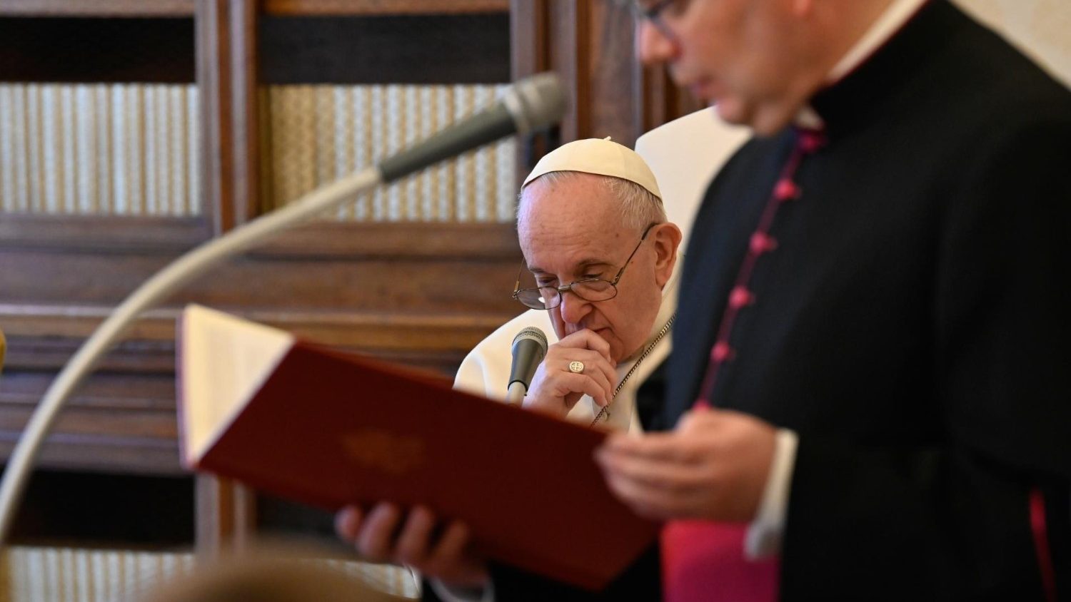 Paus Franciscus tijdens de algemene audiëntie van woensdag 21 april 2021