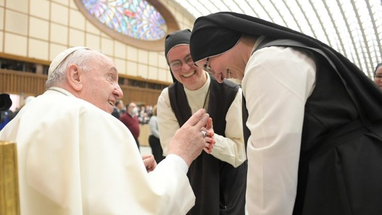 Paus Franciscus tijdens de algemene audiëntie van woensdag 2 februari 2022