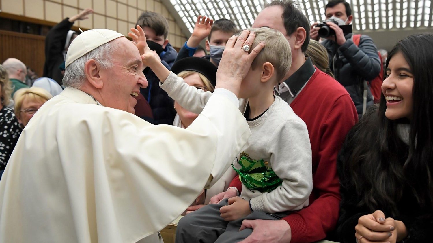 Paus Franciscus tijdens de algemene audiëntie van woensdag 2 maart 2022