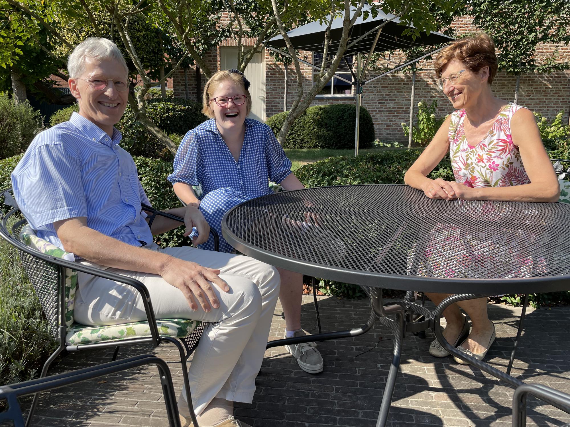 Anne-Sophie met haar ouders Luc en Annemarie uit Lebbeke.