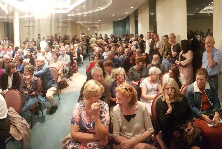 De publieke belangstelling op de voorstelling van Abichts nieuwe boek was overweldigend