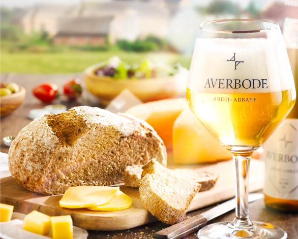 Brood, kaas, bier en peperkoek. Rond deze duurzaam verbouwde producten schept de abdij Averbode verbondenheid.