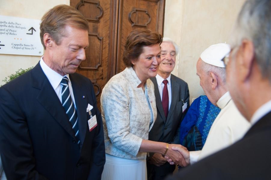 Hilde Kieboom, met naast haar groothertog Hendrik van Luxemburg © Sant'Egidio