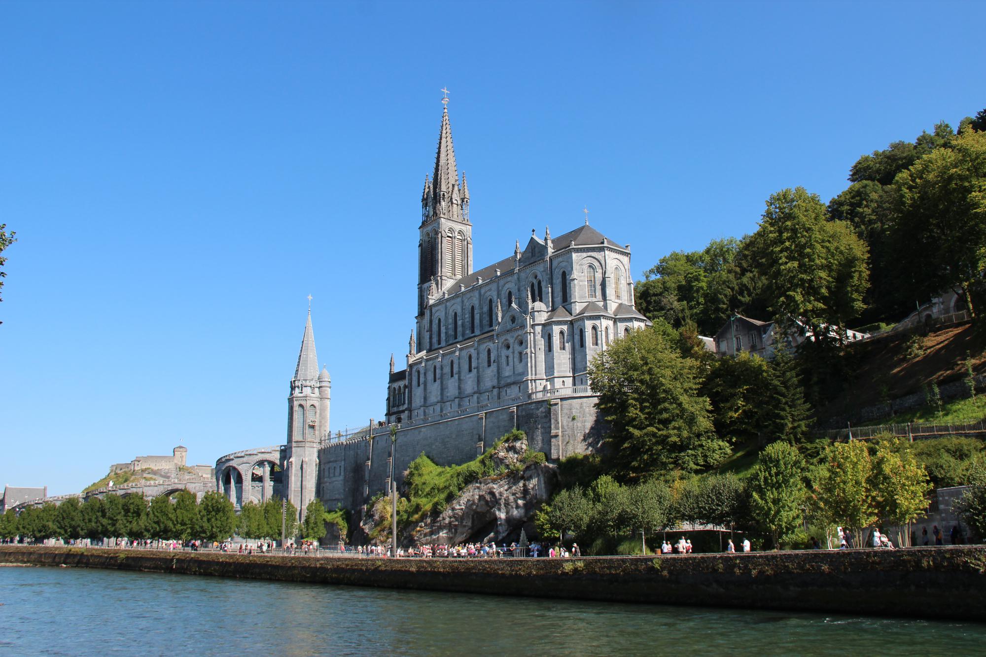 zomer in Lourdes