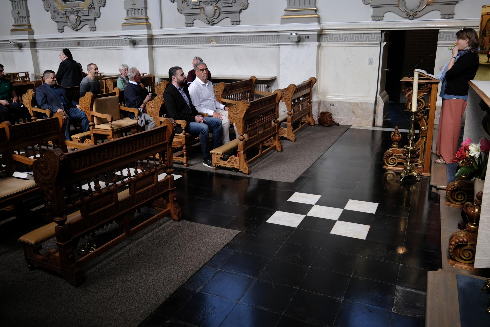 Barbara Mertens (rechts): 'Franciscus had een speciale band met Maria. Hij bad dagelijks 14 keer tot haar: telkens voor en na het getijdengebed.'