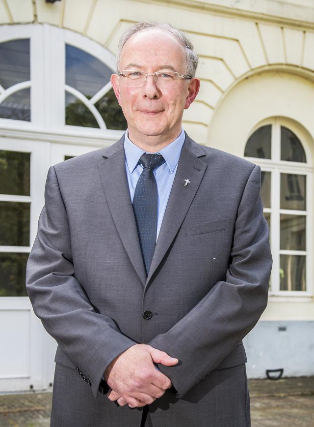 Mgr. Koen Vanhoutte