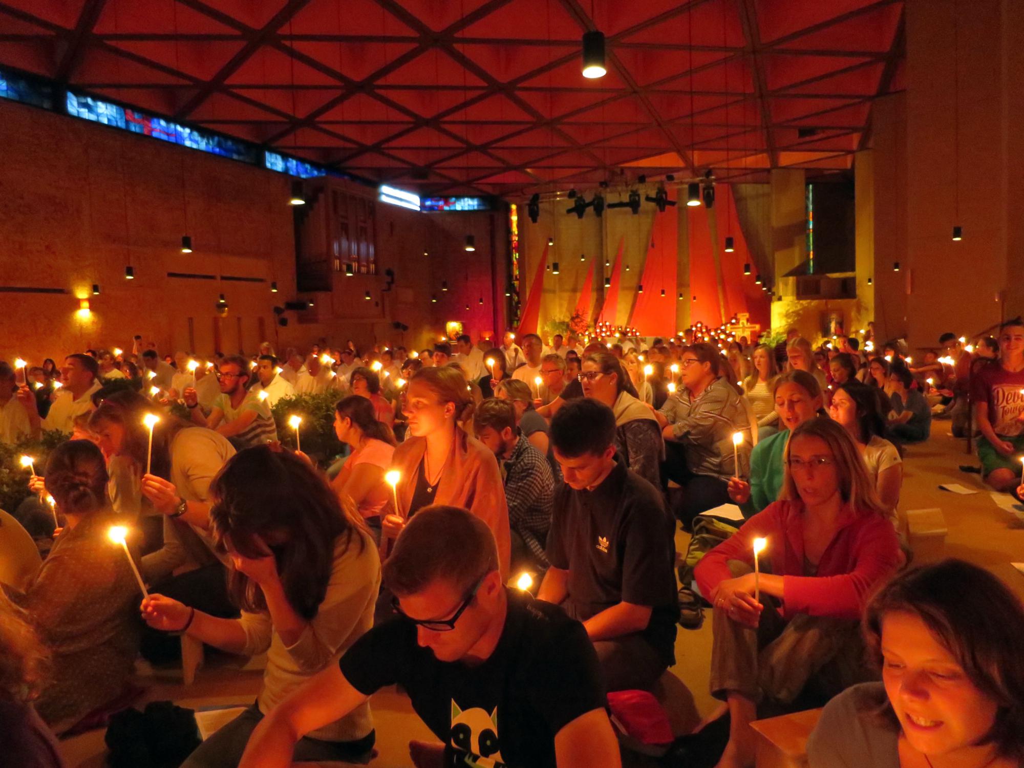 Avondgebed in Taizé