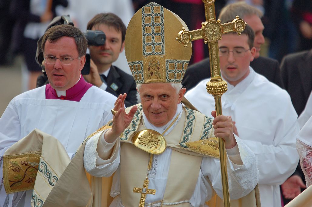 Paus Benedictus XVI in Lourdes