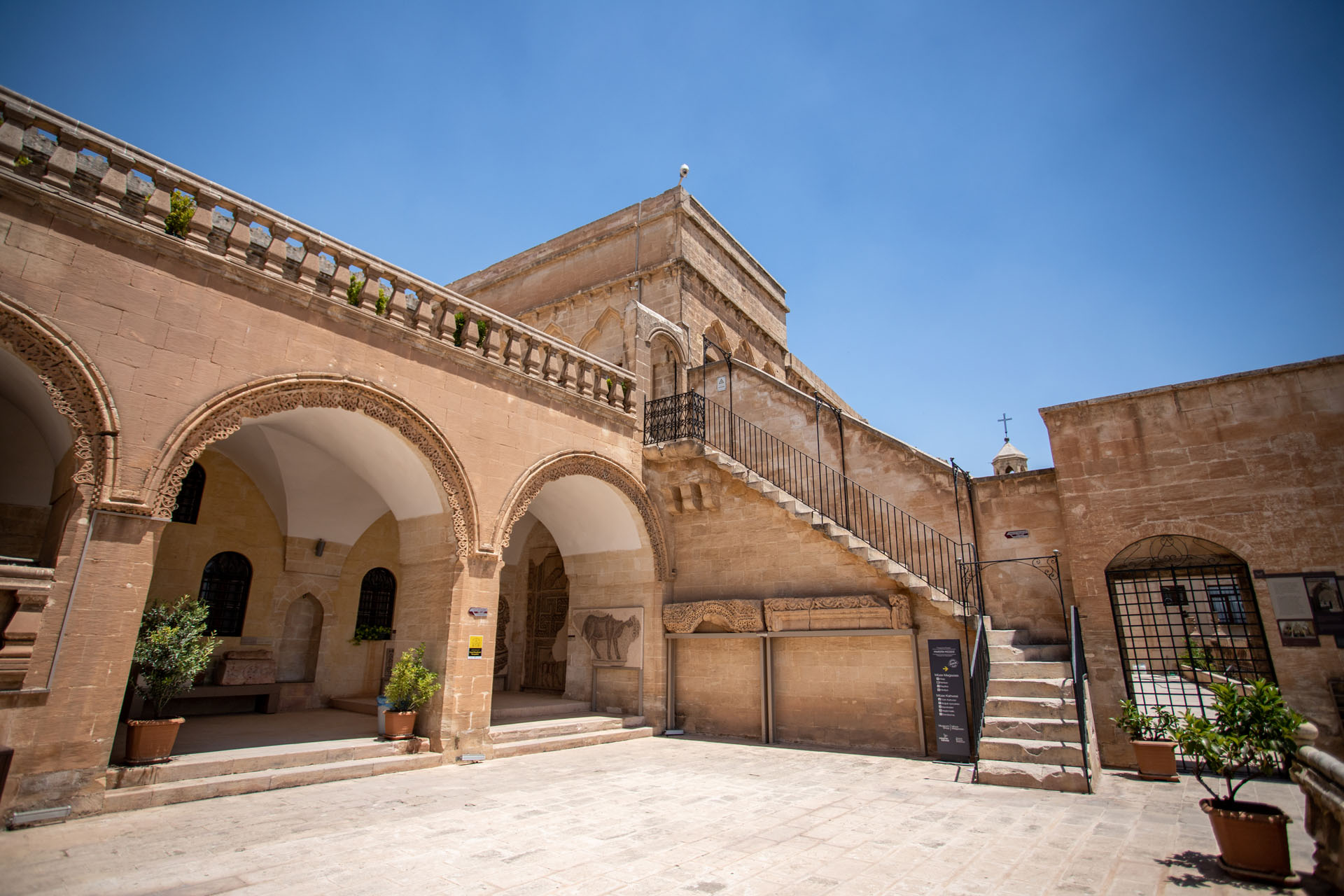 Museum Mardin, het voormalig paleis van de Syrisch-katholieke patriarch in het Ottomaanse Rijk. 