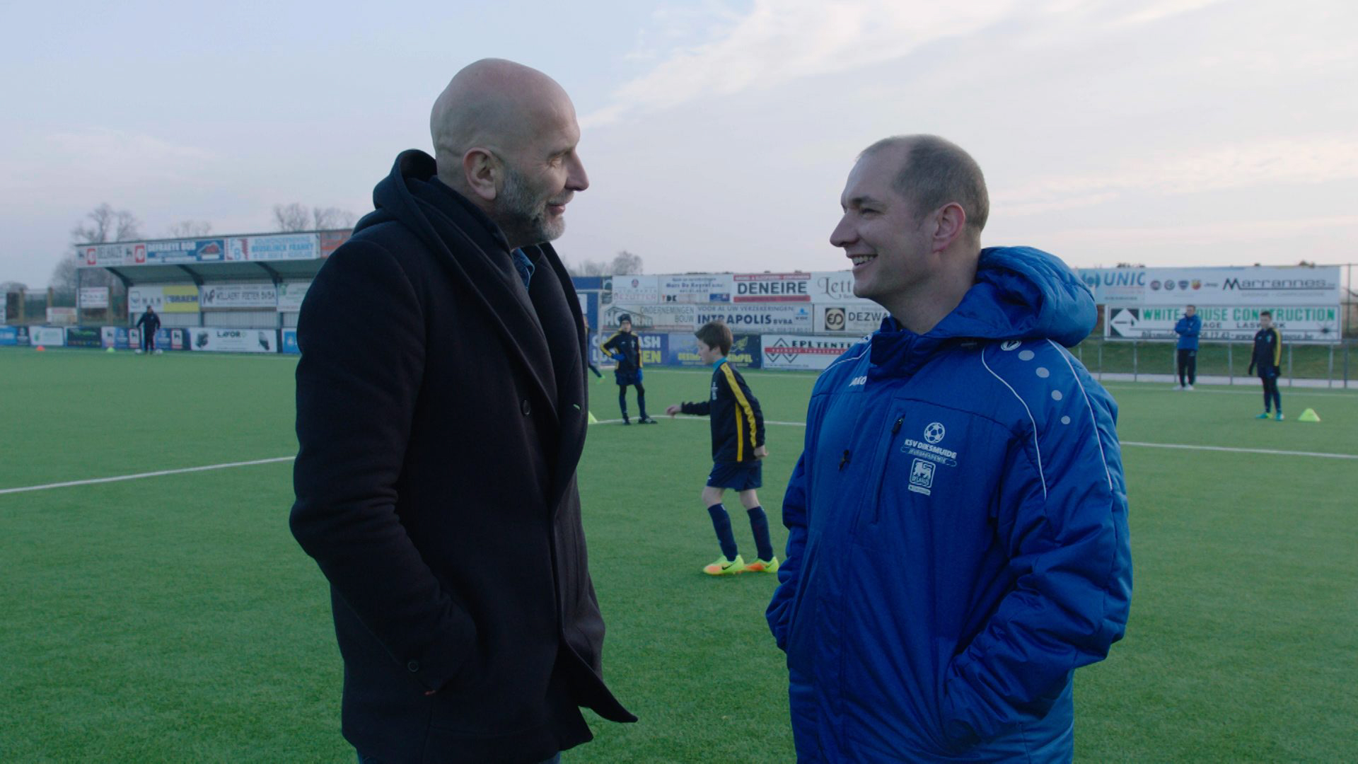 Nic Balthazar (l.) met sportjournalist Karl Vannieuwkerke.