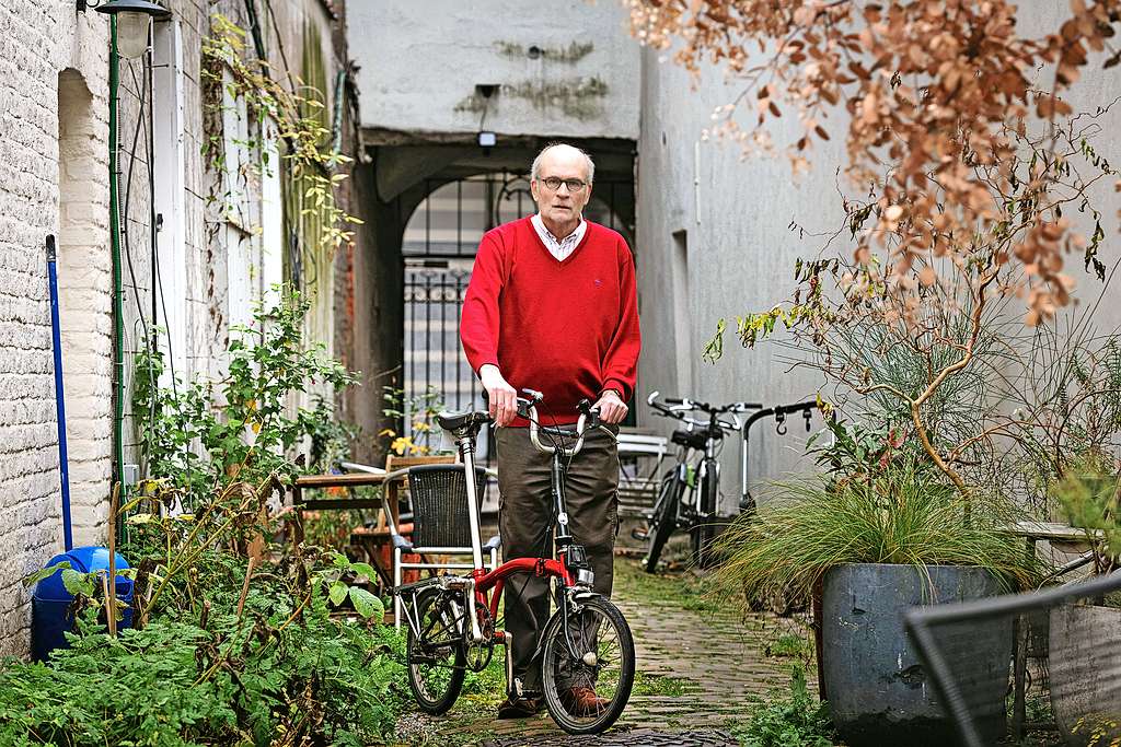 Luc Vankrunkelsven: „Ik ben een man van de Kerk die actief is in de samenleving.” 